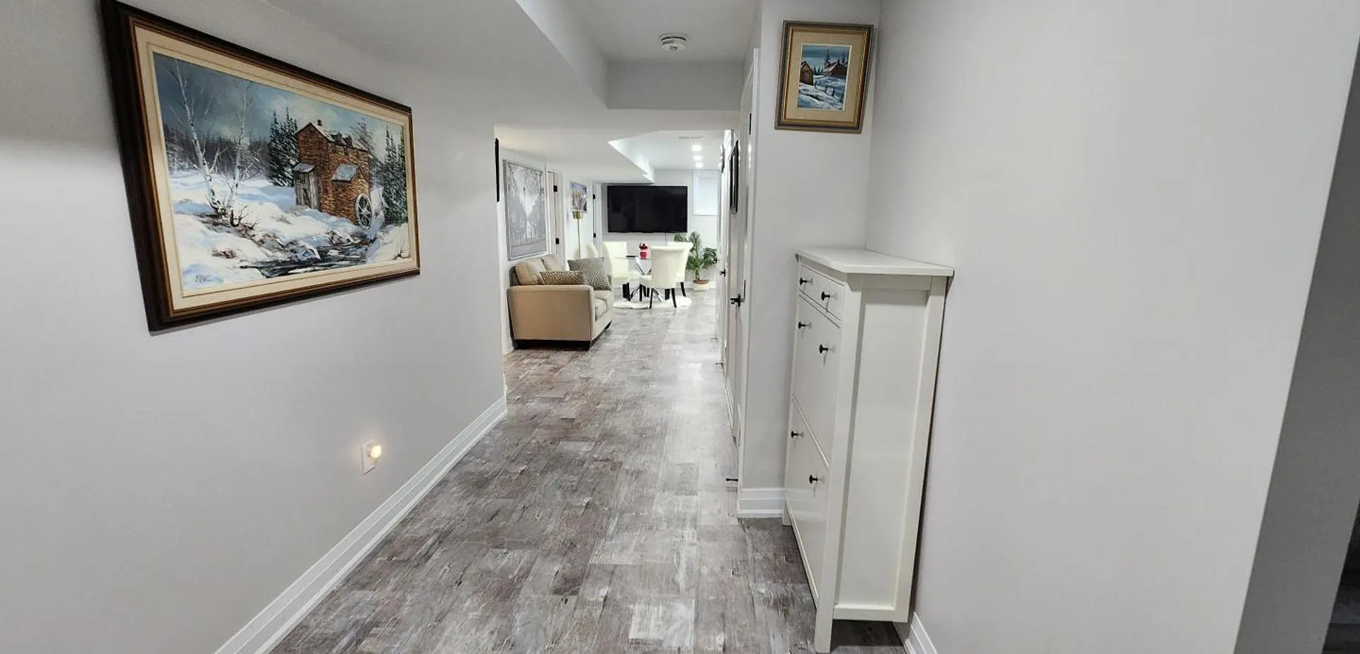 Entire 2 Bedroom Apartment In Kitchener Canada