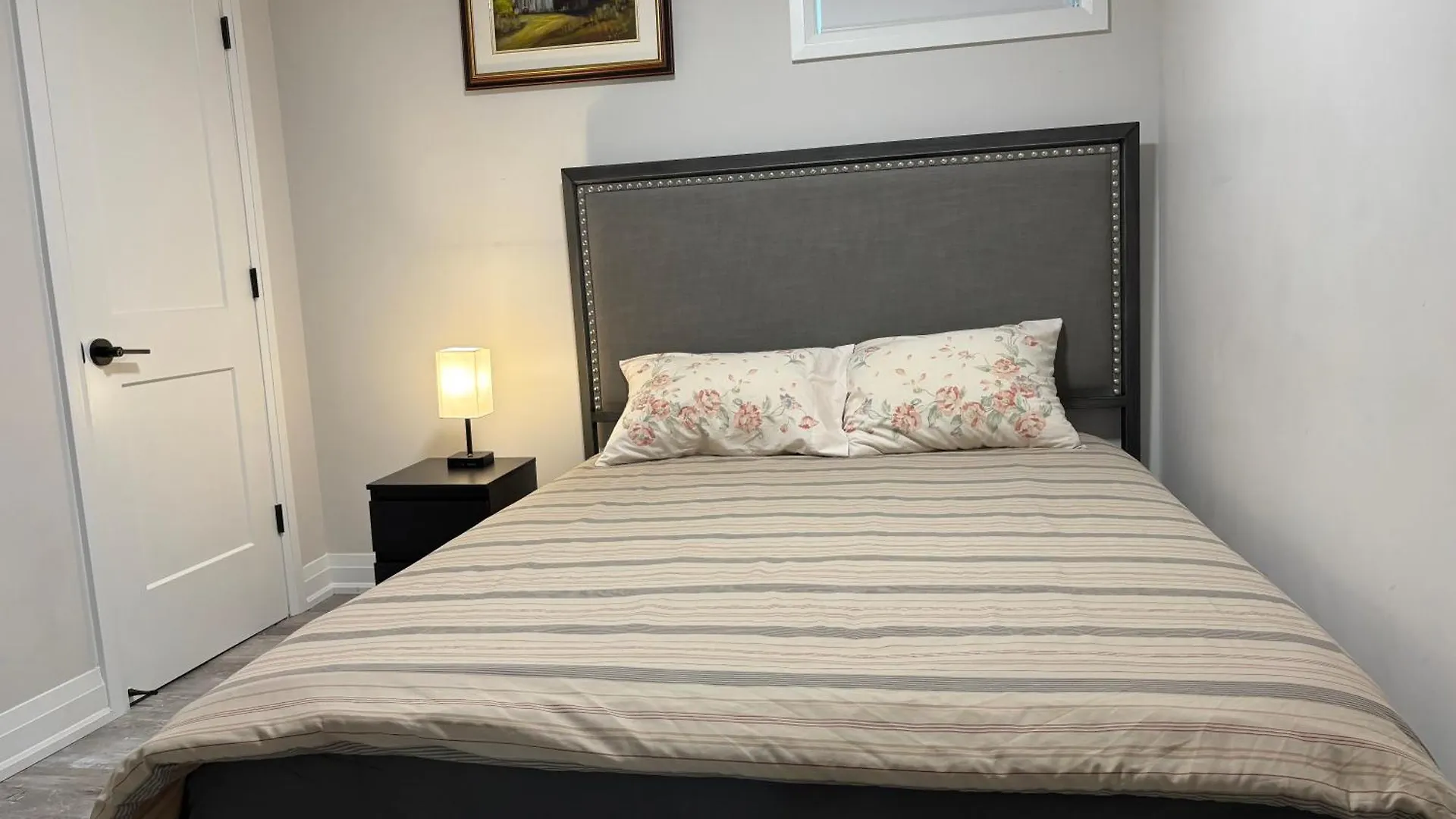 Entire 2 Bedroom Apartment In Kitchener